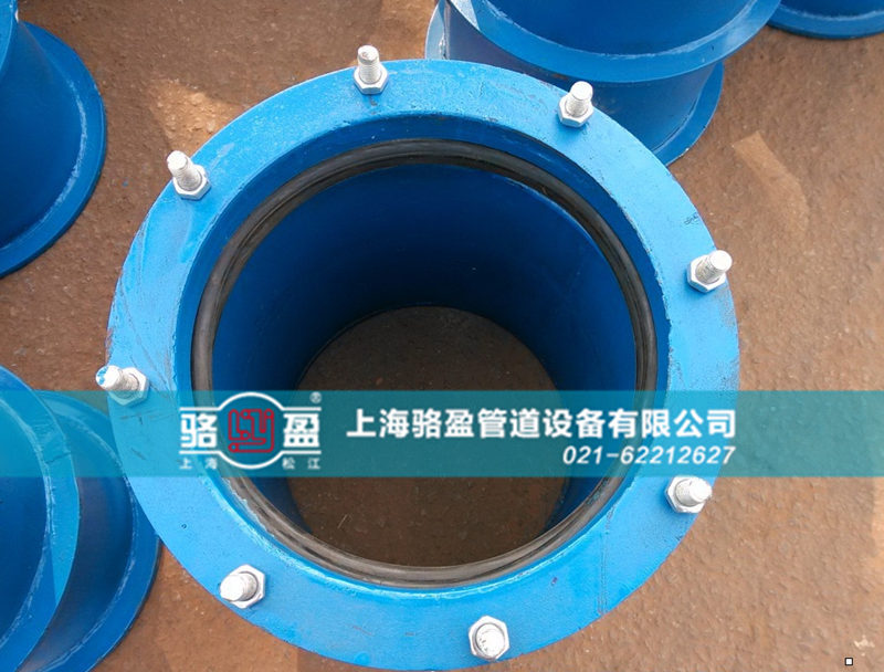 <a href=http://www.www.akitismart.com target=_blank class=infotextkey>防水套管</a>和墻體之間的結(jié)合
